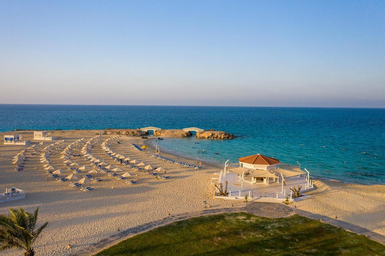 Rixos Alamein - Full Board Plus El-Alamein Eksteriør billede The beach at the Dead Sea