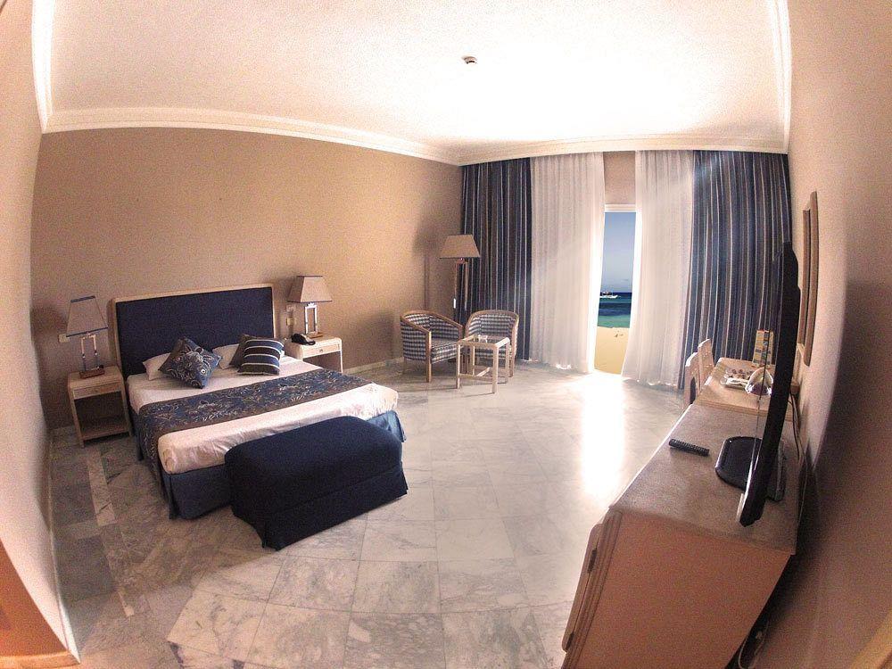 Rixos Alamein - Full Board Plus El-Alamein Eksteriør billede A room at the hotel